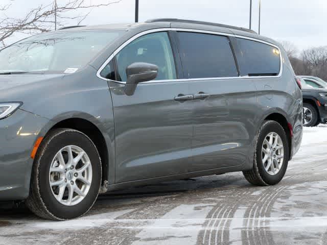 2022 Chrysler Pacifica Touring-L