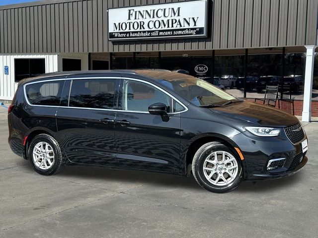 2022 Chrysler Pacifica Touring-L