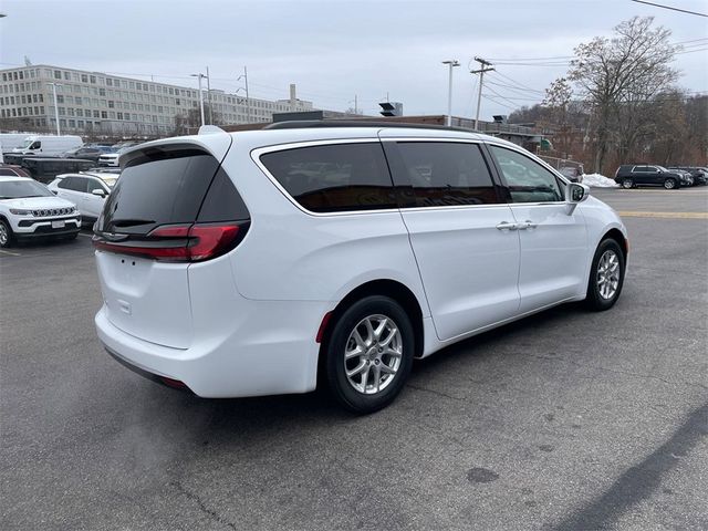 2022 Chrysler Pacifica Touring-L