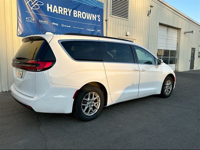 2022 Chrysler Pacifica Touring-L