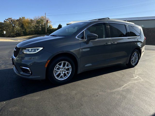 2022 Chrysler Pacifica Touring-L