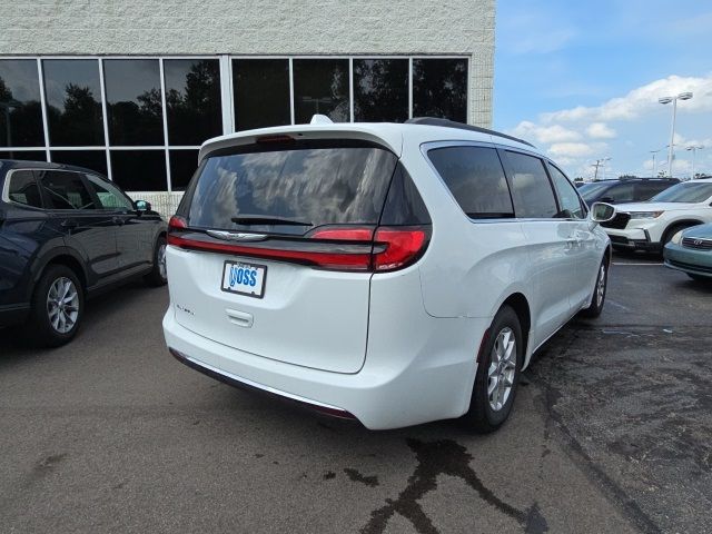 2022 Chrysler Pacifica Touring-L