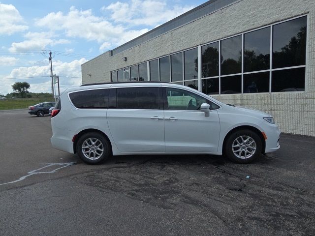 2022 Chrysler Pacifica Touring-L