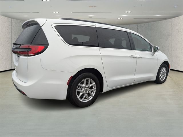 2022 Chrysler Pacifica Touring-L