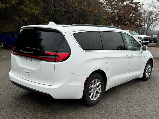 2022 Chrysler Pacifica Touring-L