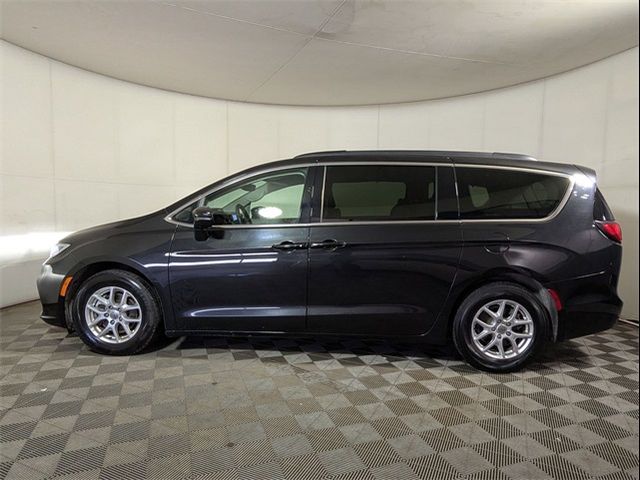 2022 Chrysler Pacifica Touring-L