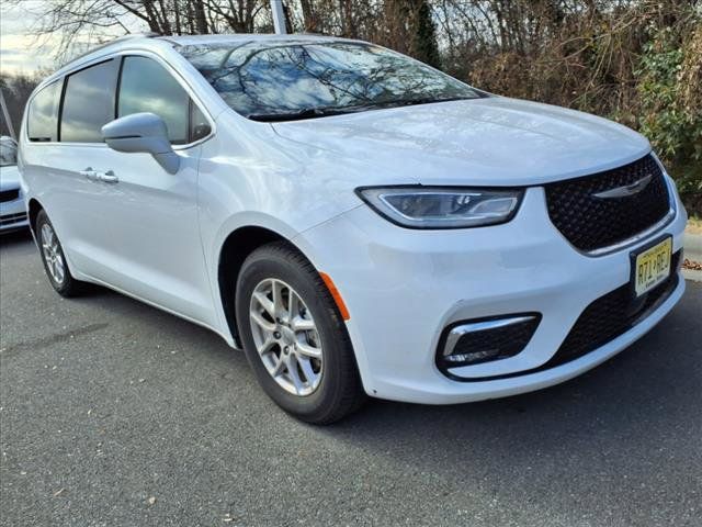 2022 Chrysler Pacifica Touring-L