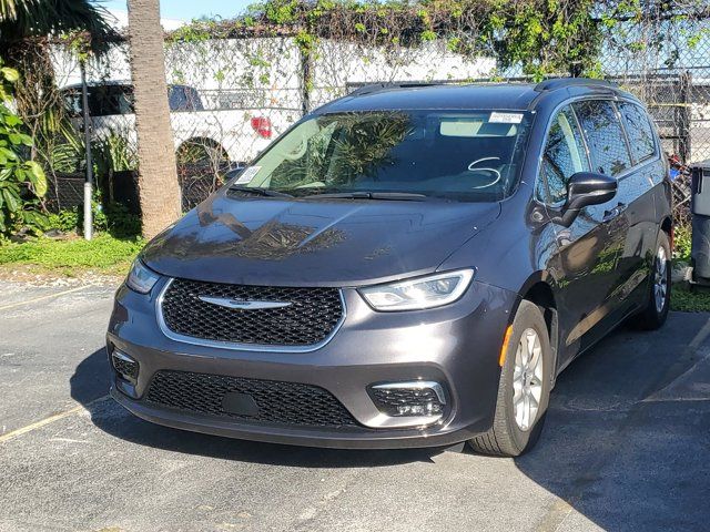 2022 Chrysler Pacifica Touring-L