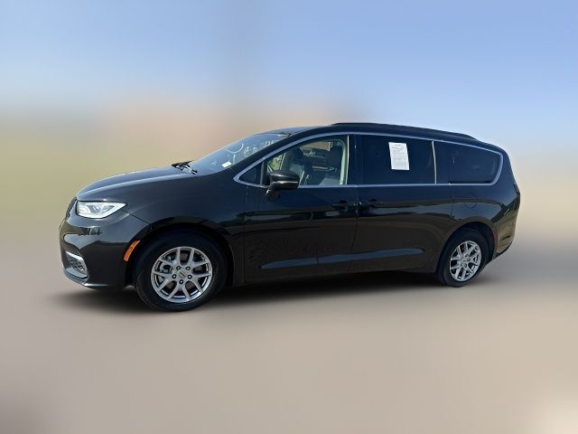 2022 Chrysler Pacifica Touring-L