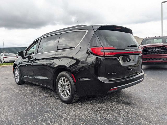 2022 Chrysler Pacifica Touring-L