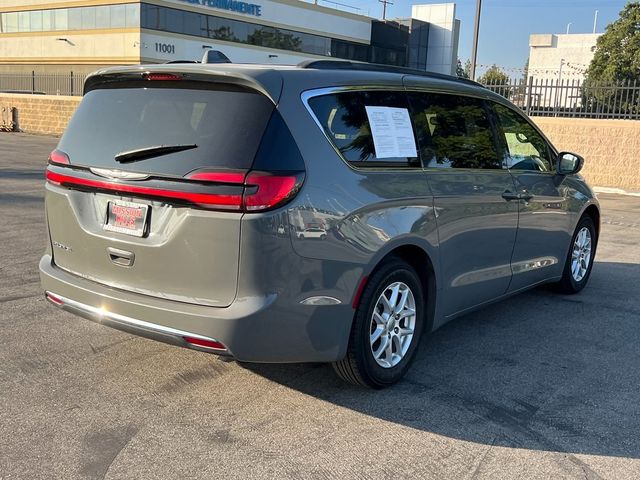 2022 Chrysler Pacifica Touring-L