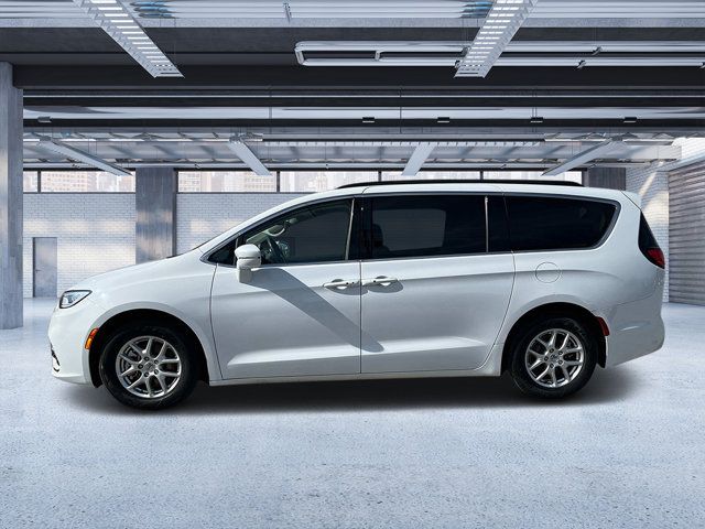 2022 Chrysler Pacifica Touring-L