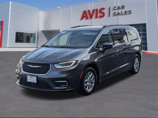 2022 Chrysler Pacifica Touring-L