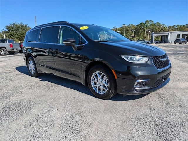 2022 Chrysler Pacifica Touring-L