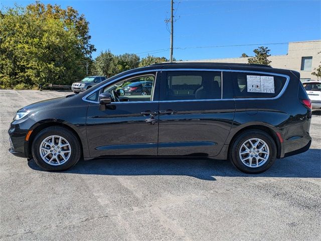 2022 Chrysler Pacifica Touring-L