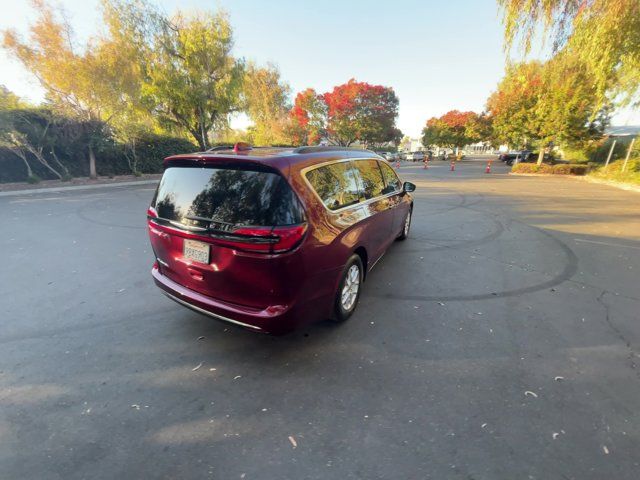 2022 Chrysler Pacifica Touring-L