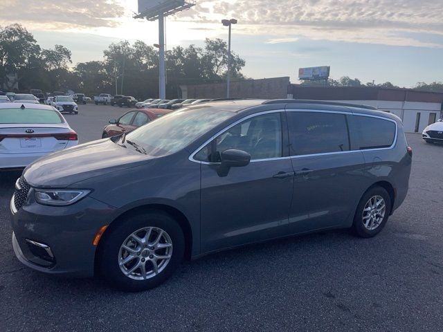 2022 Chrysler Pacifica Touring-L