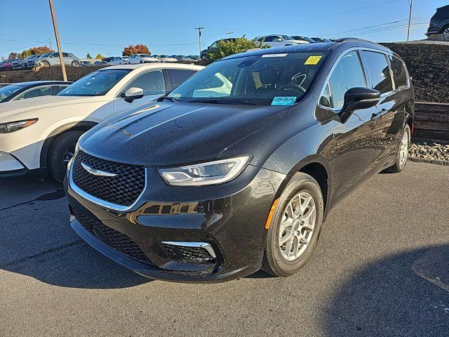 2022 Chrysler Pacifica Touring-L