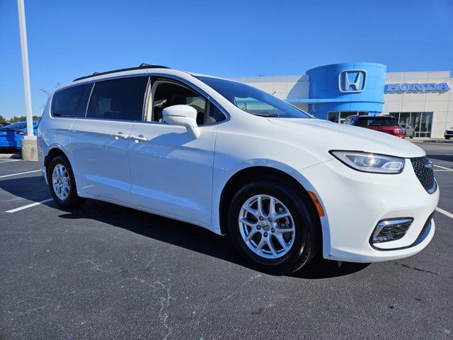 2022 Chrysler Pacifica Touring-L