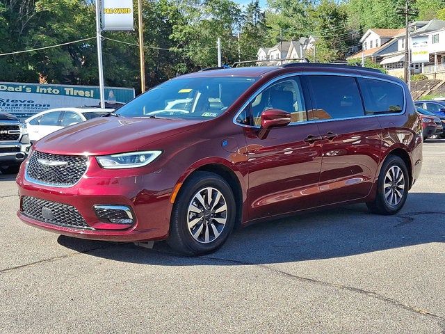 2022 Chrysler Pacifica Hybrid Touring L