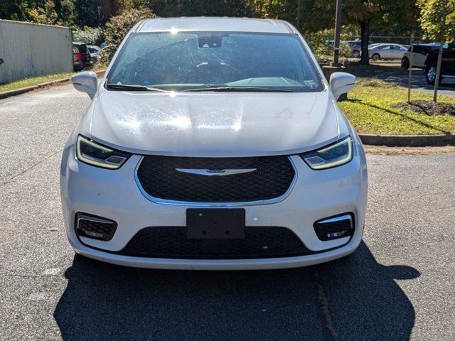 2022 Chrysler Pacifica Hybrid Touring L