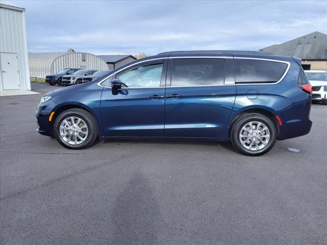 2022 Chrysler Pacifica Touring-L