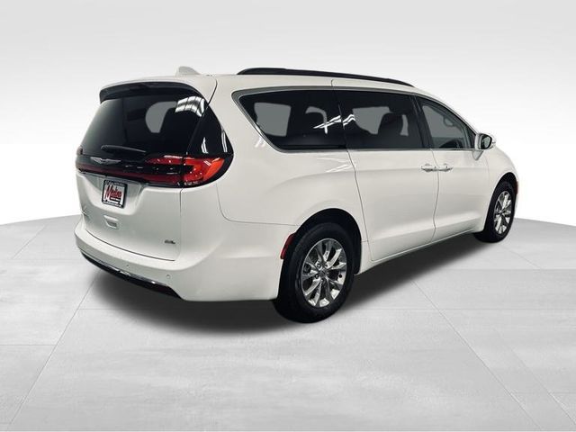 2022 Chrysler Pacifica Touring-L