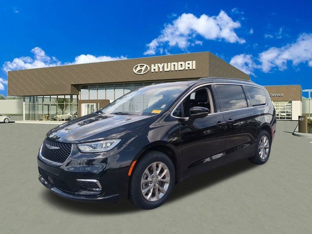 2022 Chrysler Pacifica Touring-L