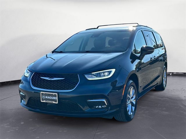 2022 Chrysler Pacifica Touring-L