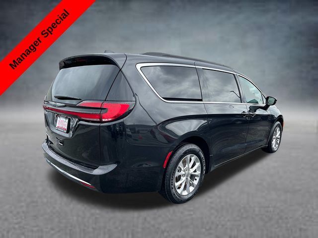 2022 Chrysler Pacifica Touring-L