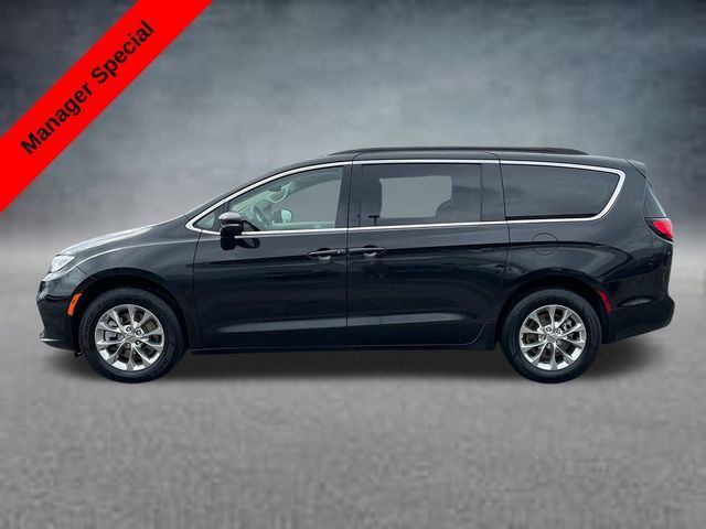 2022 Chrysler Pacifica Touring-L