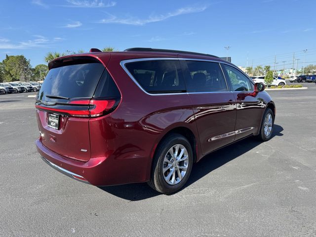 2022 Chrysler Pacifica Touring-L