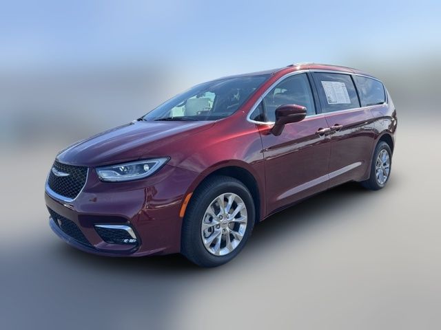 2022 Chrysler Pacifica Touring-L