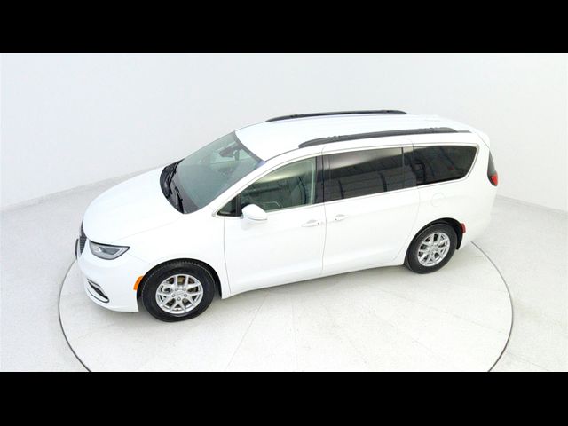 2022 Chrysler Pacifica Touring-L