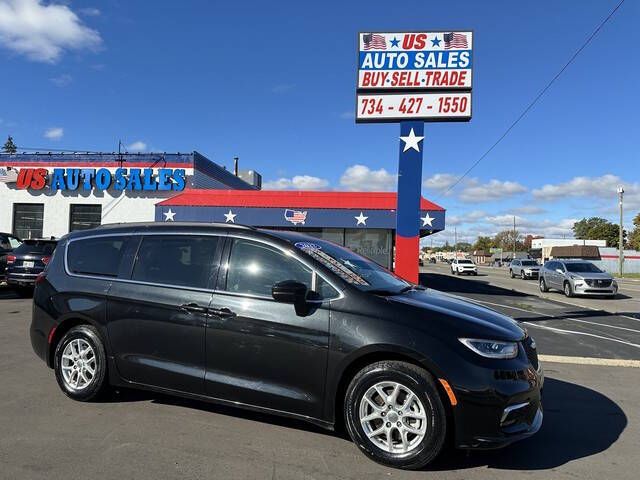 2022 Chrysler Pacifica Touring-L