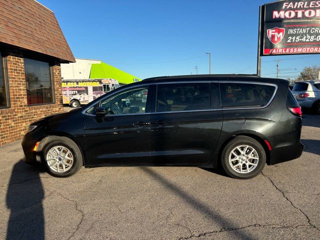 2022 Chrysler Pacifica Touring-L