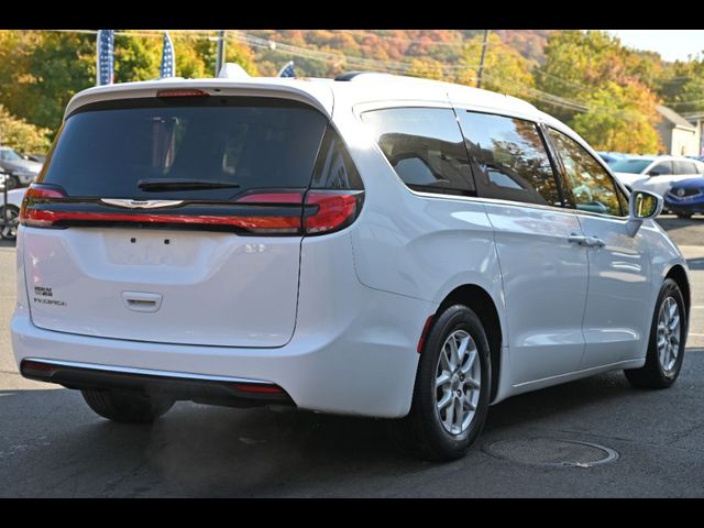 2022 Chrysler Pacifica Touring-L