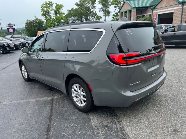 2022 Chrysler Pacifica Touring-L