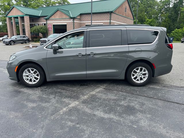 2022 Chrysler Pacifica Touring-L