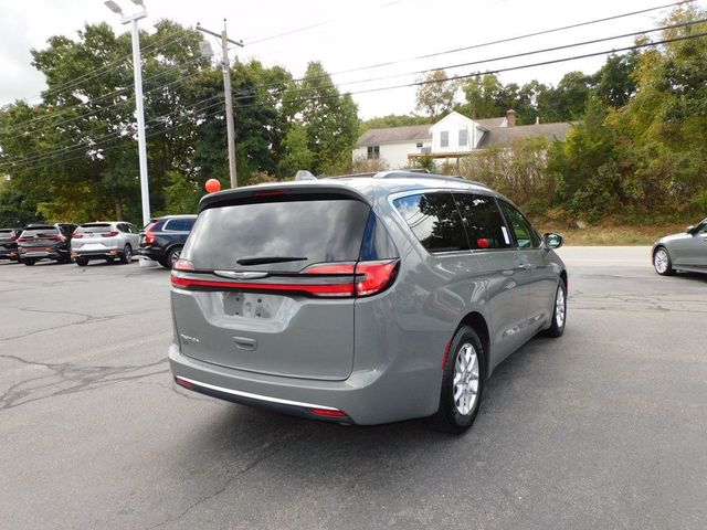 2022 Chrysler Pacifica Touring-L