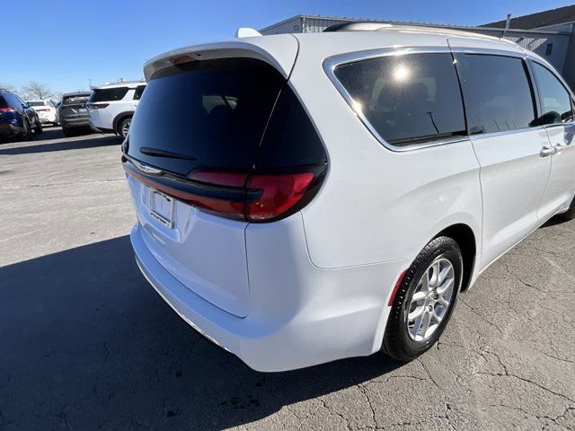 2022 Chrysler Pacifica Touring-L