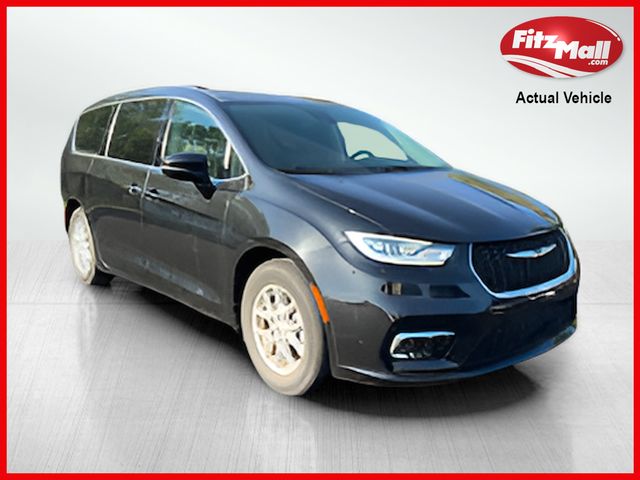 2022 Chrysler Pacifica Touring-L