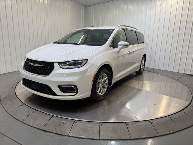 2022 Chrysler Pacifica Touring-L