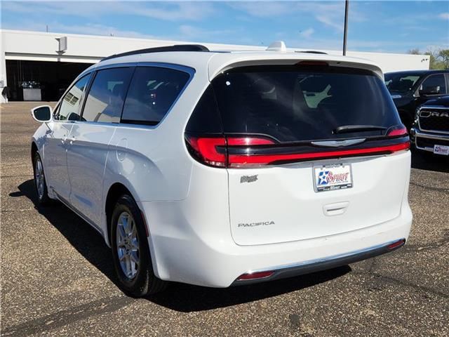 2022 Chrysler Pacifica Touring-L