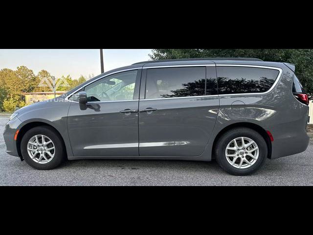 2022 Chrysler Pacifica Touring-L