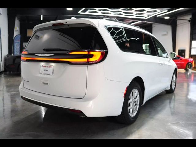 2022 Chrysler Pacifica Touring-L