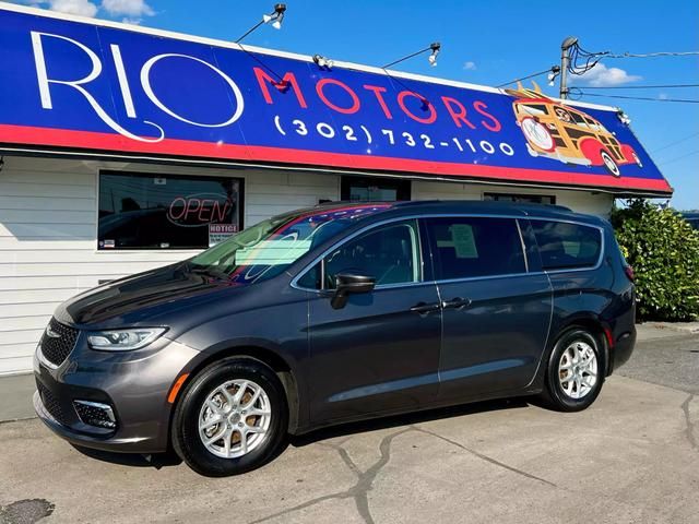 2022 Chrysler Pacifica Touring-L