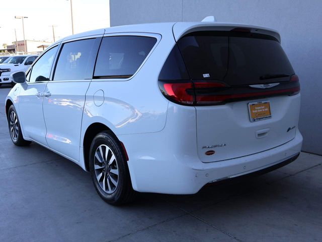 2022 Chrysler Pacifica Hybrid Touring L