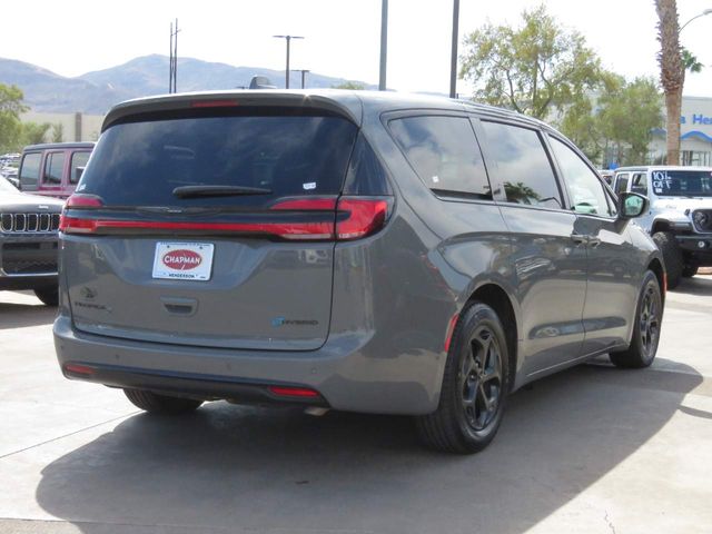 2022 Chrysler Pacifica Hybrid Limited