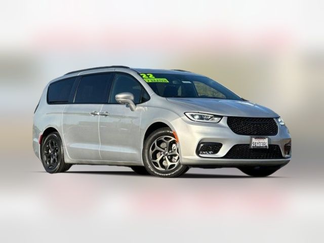 2022 Chrysler Pacifica Hybrid Limited